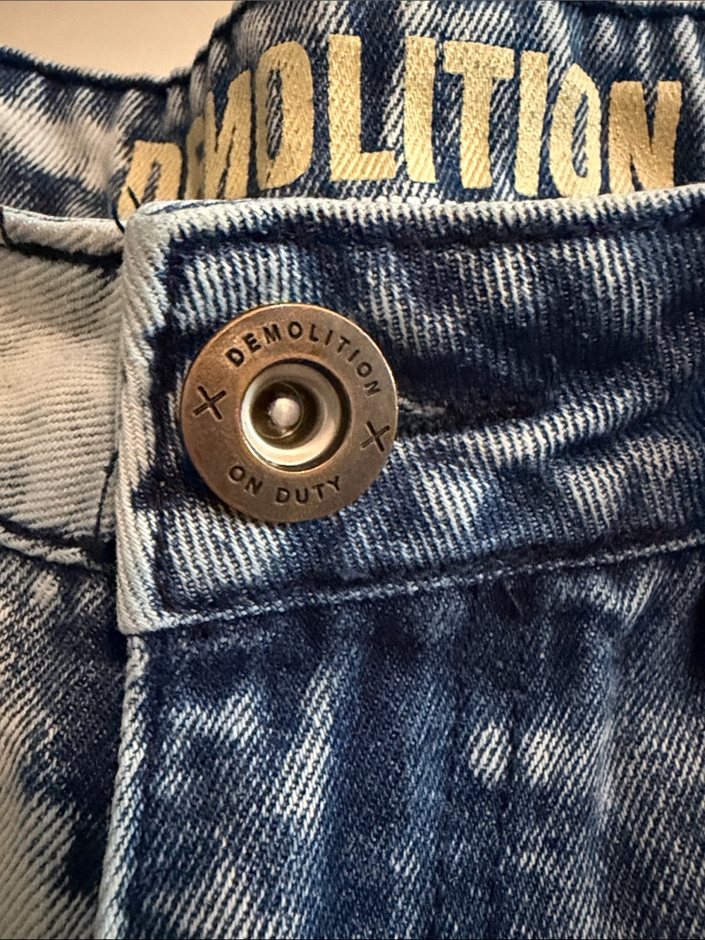 Demolition Acid-Wash Blue Lightning Embroidered Men’s Jeans - Picture 3 of 10